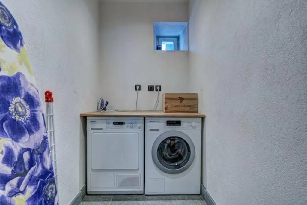 Spacious 3-Bed In The Heart Of Chamonix Apartment